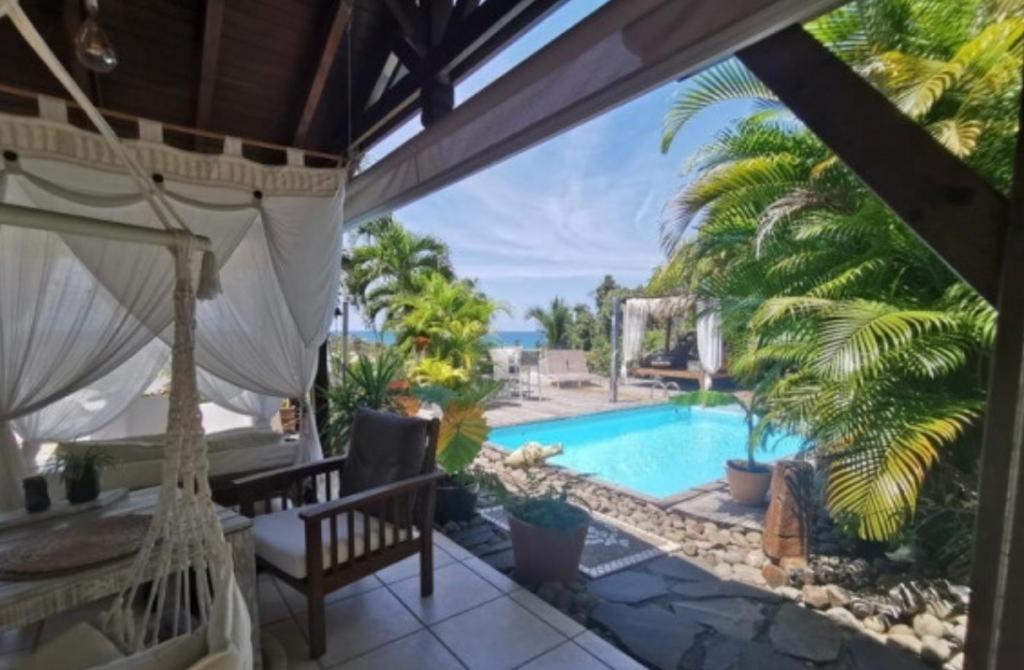 デエエ Ali-Nais Location Bed & Breakfast エクステリア 写真