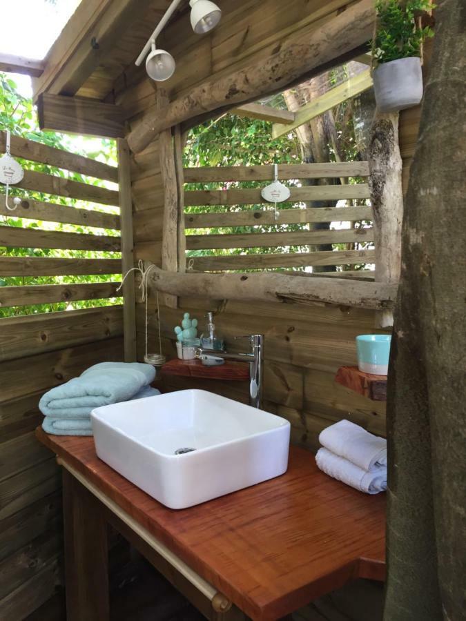 デエエ Ali-Nais Location Bed & Breakfast エクステリア 写真